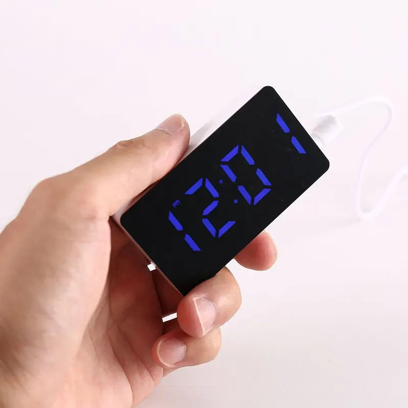 LED電子時計ミラー目覚まし時計 - 家庭用家具スマート小型 - Electronics Gadgets Wholesale のレビューと価格
