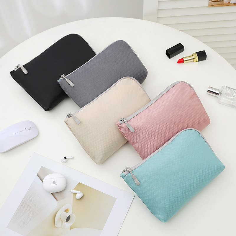 多機能デジタル収納バッグ、データライン、携帯電話充電器、ハー - Electronics Or Gadgets のレビューと価格